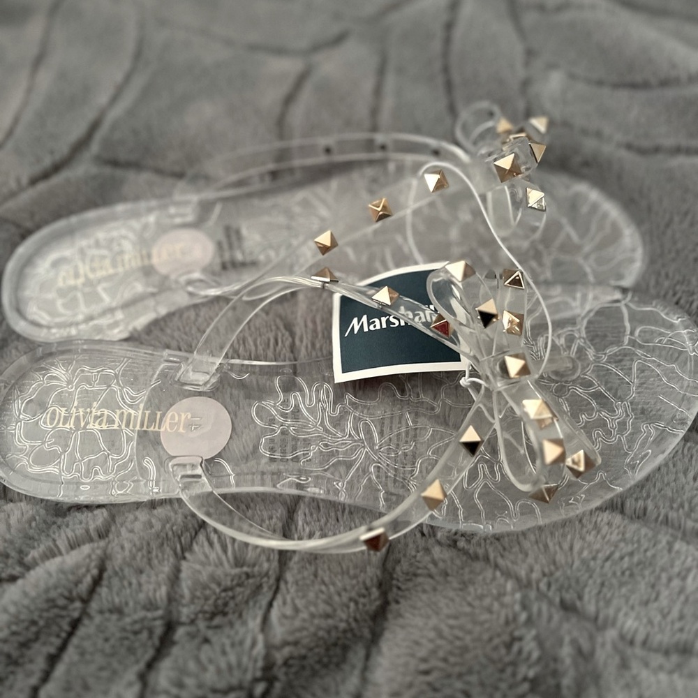 New with tags women’s sandals size 10